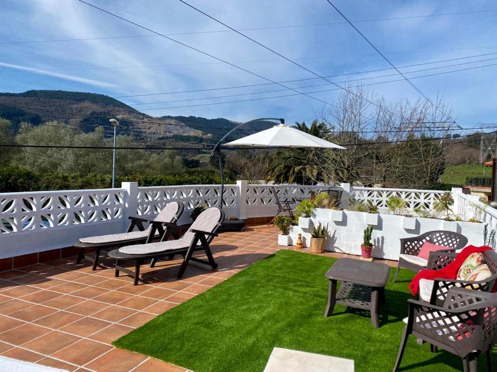 Bilbo Near Atico Rural Con Terraza Apartment Basauri Exterior foto