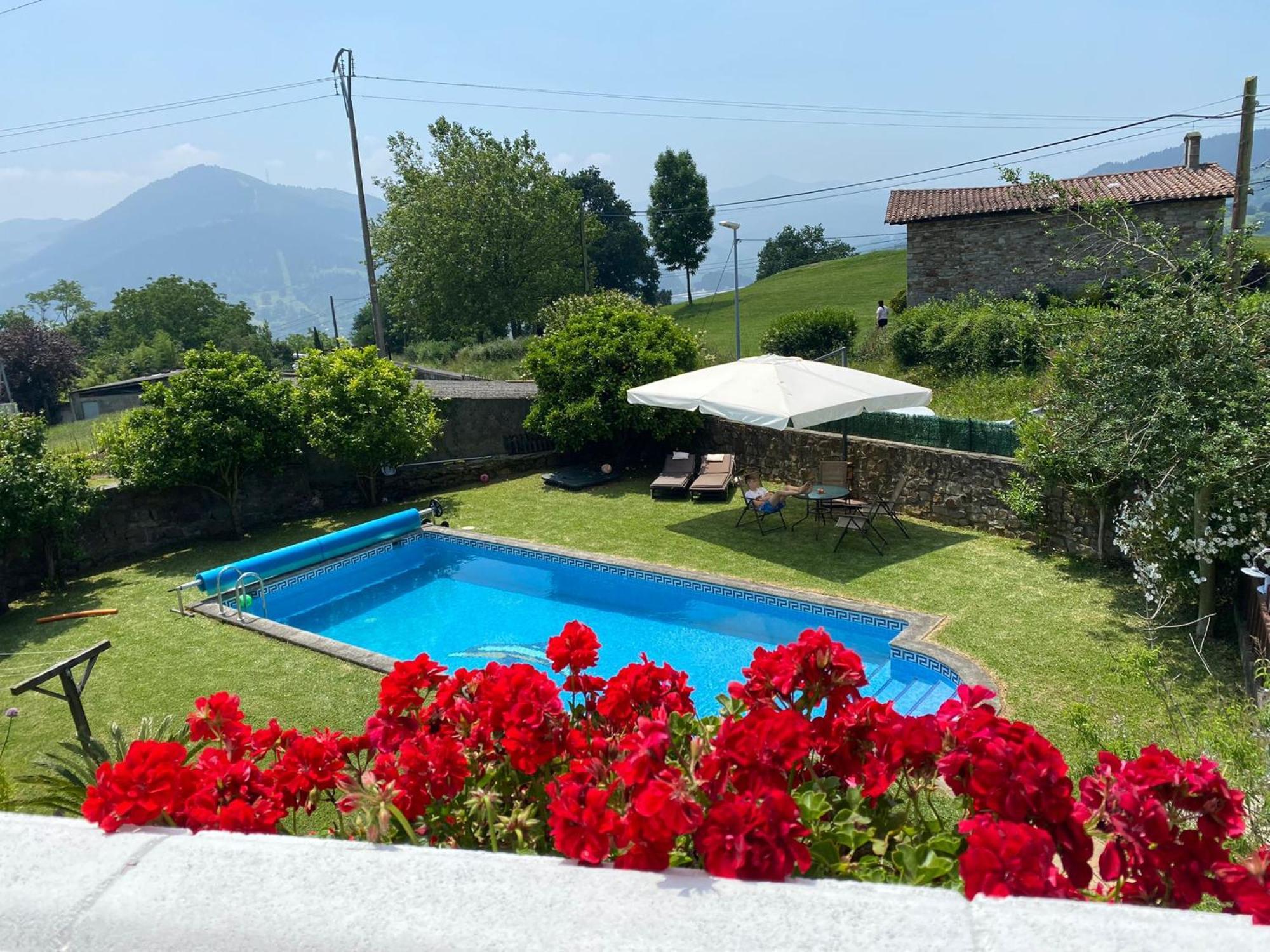 Bilbo Near Atico Rural Con Terraza Apartment Basauri Exterior foto